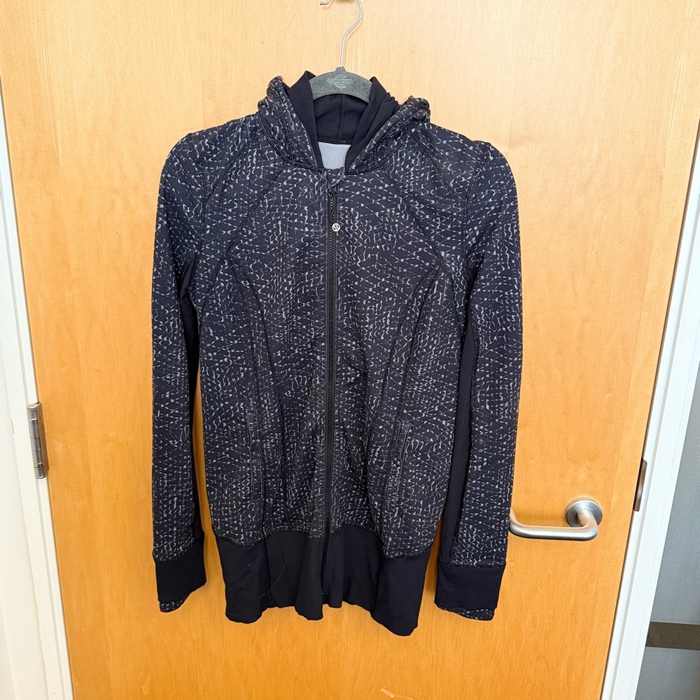 lululemon Black and White Hoodie